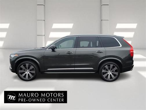 2021 Volvo XC90 T6 Inscription