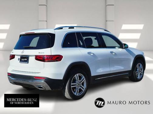 Polar White 2023 Mercedes-Benz GLB 250 4MATIC