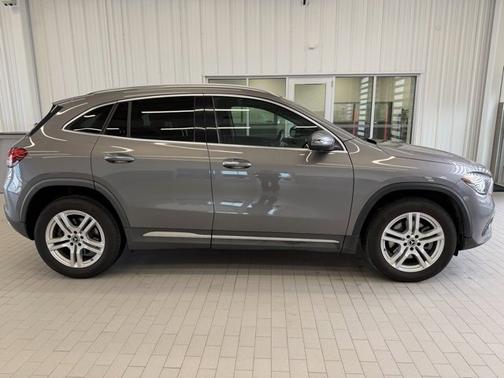2022 Mercedes-Benz GLA 250 