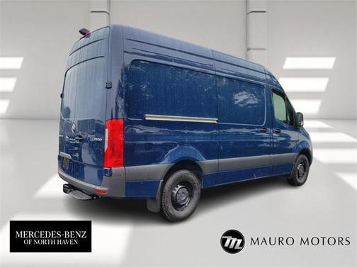 2025 Mercedes-Benz Sprinter 2500 Standard Roof