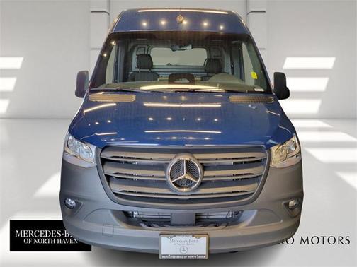 2025 Mercedes-Benz Sprinter 2500 Standard Roof