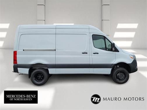 2025 Mercedes-Benz Sprinter 3500XD Standard Roof