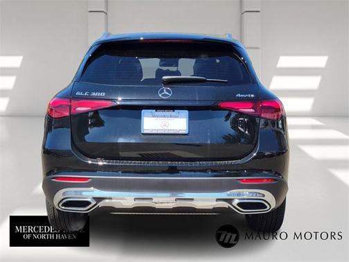2025 Mercedes-Benz GLC 300 4MATIC