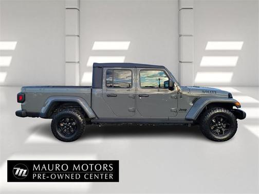 2022 Jeep Gladiator Willys 4x4