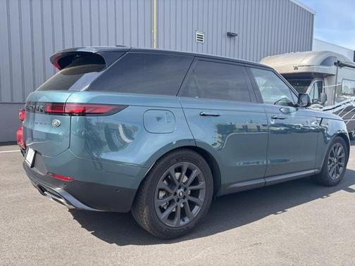 2023 Land Rover Range Rover Sport SE