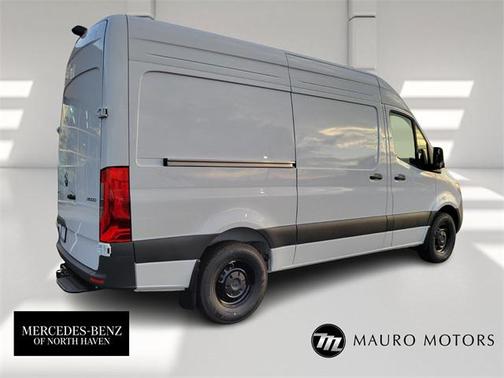 2025 Mercedes-Benz Sprinter 2500 Standard Roof