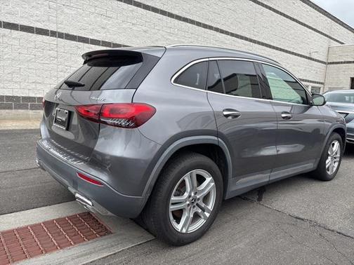 2021 Mercedes-Benz GLA 250 Base 4MATIC