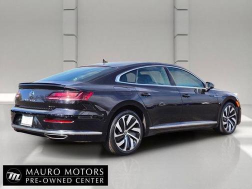 Deep Black Pearl Effect 2021 Volkswagen Arteon 2.0T SEL R-Line