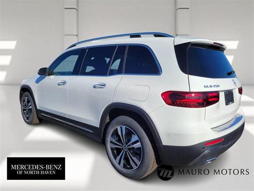 2025 Mercedes-Benz GLB 250 4MATIC