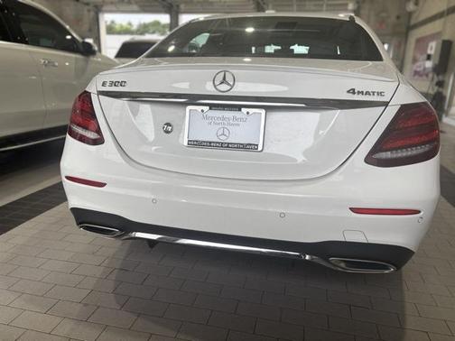 2017 Mercedes-Benz E-Class 4MATIC