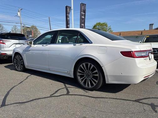 2017 Lincoln Continental Reserve