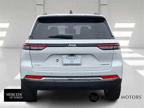 2023 Jeep Grand Cherokee Laredo