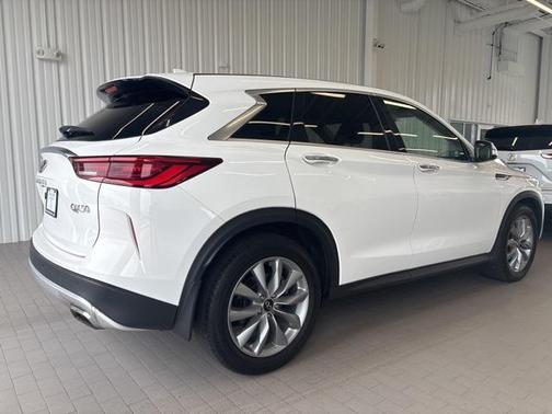 2022 INFINITI QX50 PURE AWD