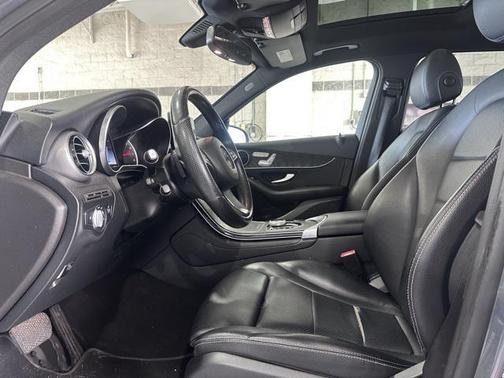2018 Mercedes-Benz GLC 300 4MATIC