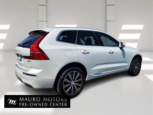 2021 Volvo XC60 T6 Inscription
