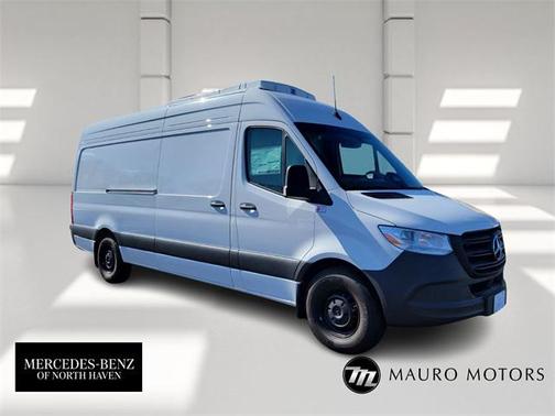 2025 Mercedes-Benz Sprinter 2500 High Roof