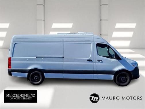2025 Mercedes-Benz Sprinter 2500 High Roof