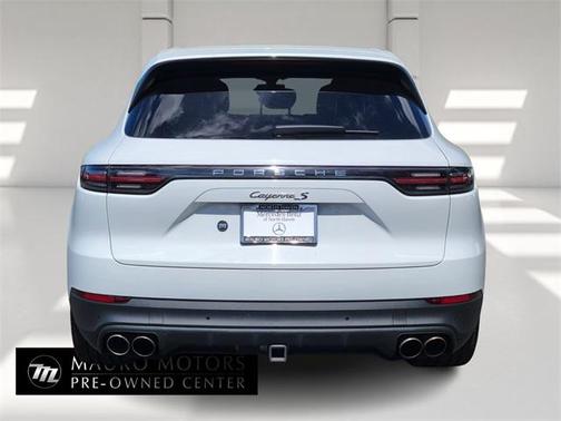 2021 Porsche Cayenne S