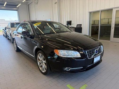 Ember Black Metallic 2012 Volvo S80 T6
