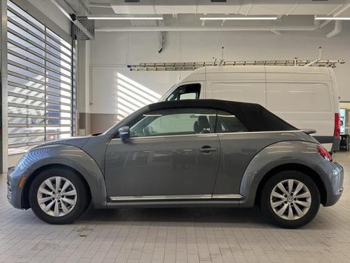 2019 Volkswagen Beetle 2.0T S
