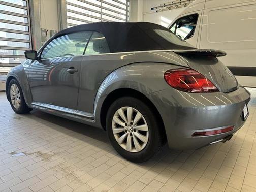 2019 Volkswagen Beetle 2.0T S