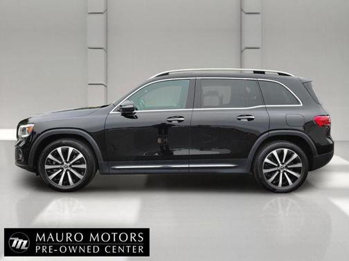 Black 2023 Mercedes-Benz GLB 250 Base 4MATIC