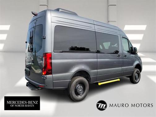 2025 Mercedes-Benz Sprinter 2500 Standard Roof