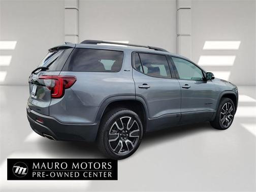 2021 GMC Acadia AWD SLT