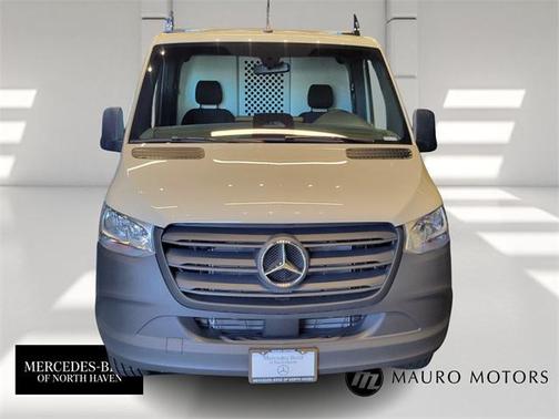 2025 Mercedes-Benz Sprinter 2500 Standard Roof