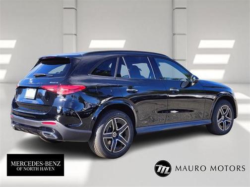 2026 Mercedes-Benz GLC 300 4MATIC