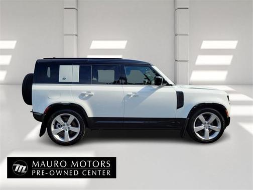 2023 Land Rover Defender 110 X-Dynamic SE