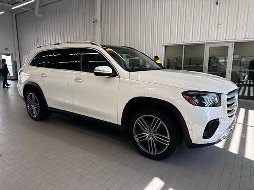 MANUFAKTUR Diamond White Metallic 2024 Mercedes-Benz GLS 450
