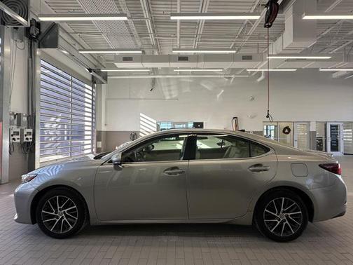 2017 Lexus ES 350 Base