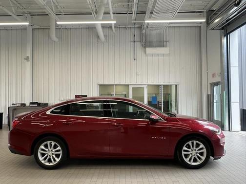 2017 Chevrolet Malibu 1LT