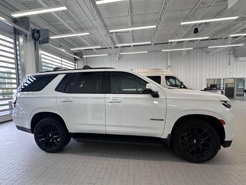 2022 Chevrolet Tahoe 4WD RST