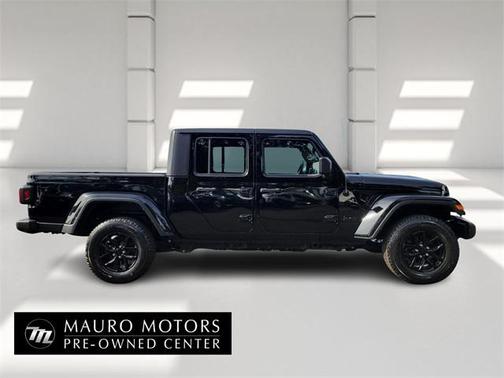 2022 Jeep Gladiator Altitude 4x4