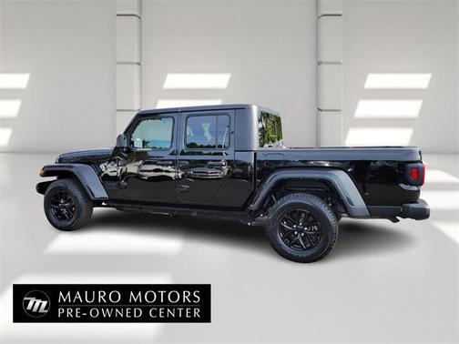 2022 Jeep Gladiator Altitude 4x4