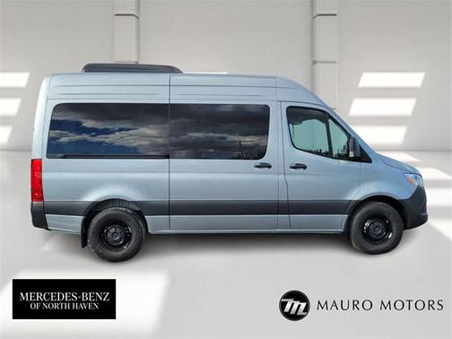 2025 Mercedes-Benz Sprinter 2500 Standard Roof