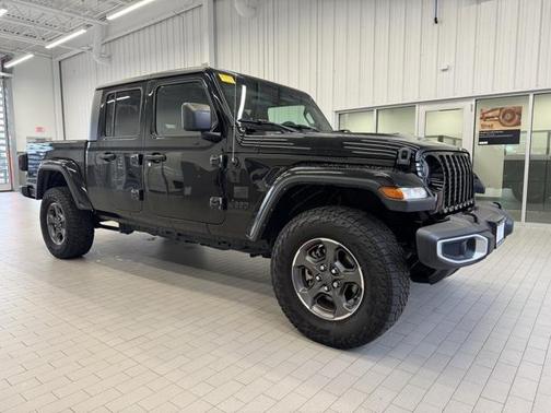 2022 Jeep Gladiator Sport S