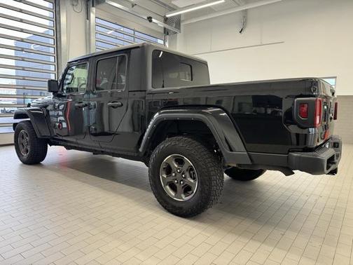 2022 Jeep Gladiator Sport S