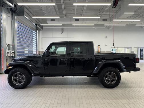 2022 Jeep Gladiator Sport S