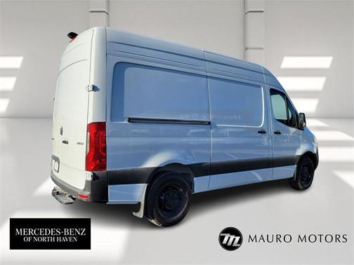 2025 Mercedes-Benz Sprinter 2500 Standard Roof
