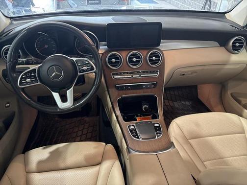 2021 Mercedes-Benz GLC 300 4MATIC