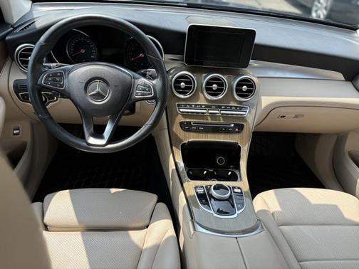 2019 Mercedes-Benz GLC 300 4MATIC