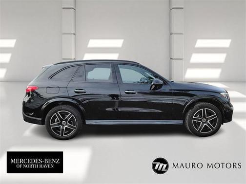 2023 Mercedes-Benz GLC 300 