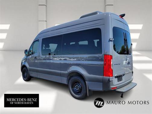 2025 Mercedes-Benz Sprinter 2500 Standard Roof
