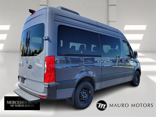 2025 Mercedes-Benz Sprinter 2500 Standard Roof