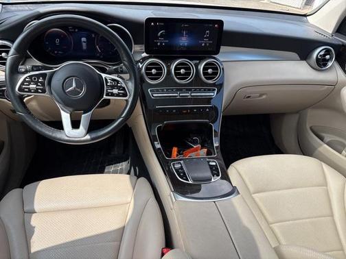 2021 Mercedes-Benz GLC 300 4MATIC