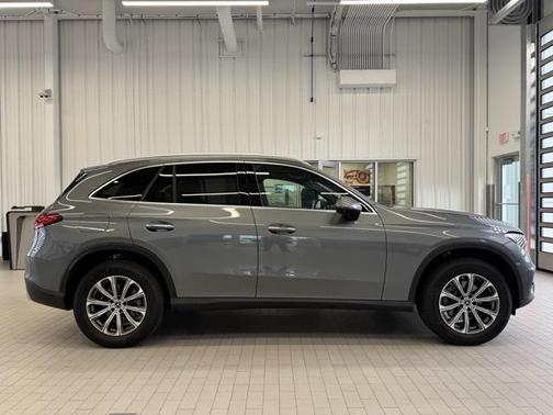 2023 Mercedes-Benz GLC 300 4MATIC