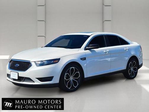 White 2018 Ford Taurus SHO